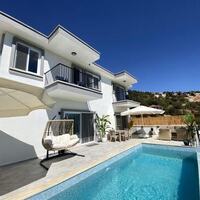 Villa Ata — 2
