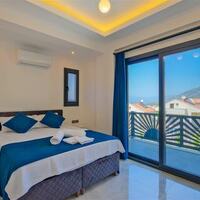 Villa Santorini — 44