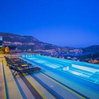 Villa Vogue — 6