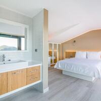 Villa Vogue — 12