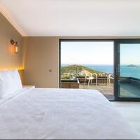 Villa Vogue — 15