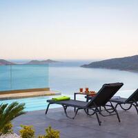 Villa Vogue — 19