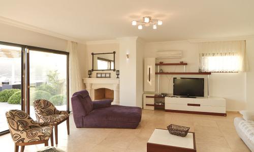 Villa Falcon Lodge — 24