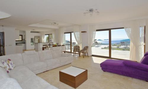 Villa Falcon Lodge — 25
