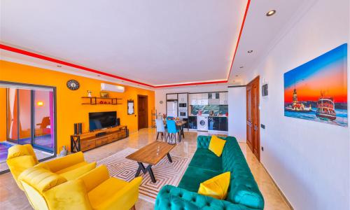 Villa Rainbow — 21