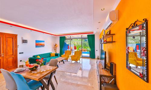 Villa Rainbow — 24