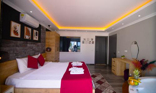 Villa Petra — 40