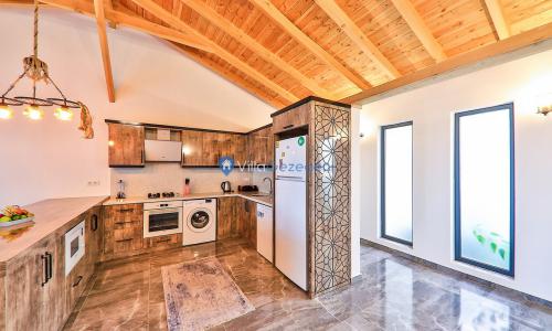 Villa Myra — 30