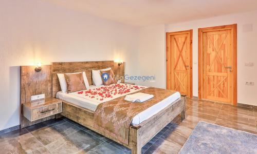 Villa Myra — 25