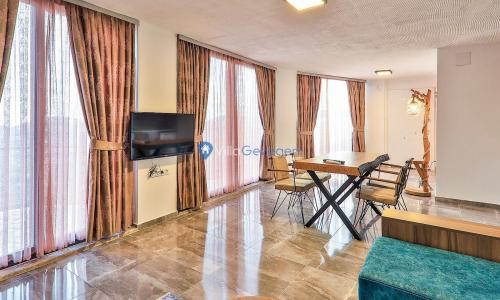 Villa Myra — 23