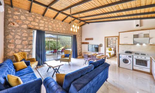 Villa Azra Naz — 25