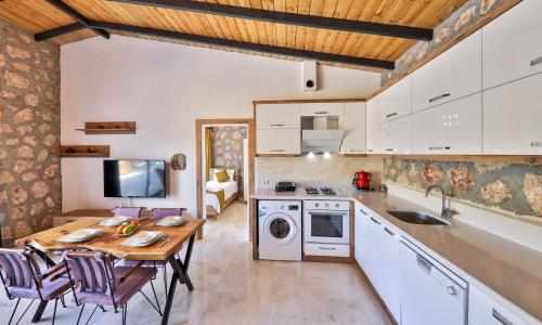 Villa Azra Naz — 26