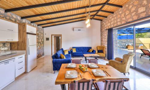 Villa Azra Naz — 27
