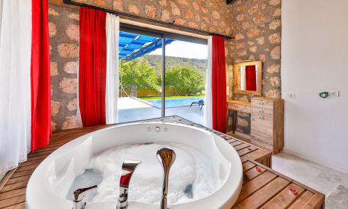 Villa Azra Naz — 16