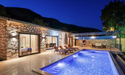 Villa Azra Naz — 37