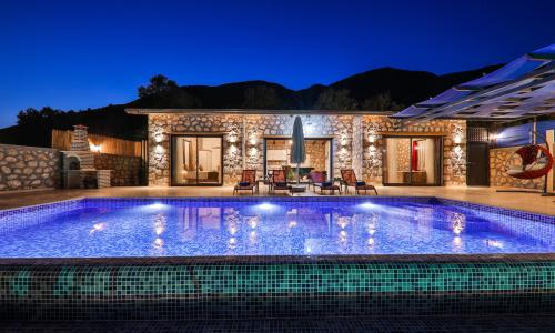 Villa Azra Naz — 40