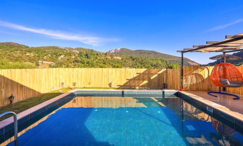 Villa Medis 3 — 5