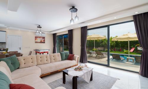 Villa Elena 1 — 77