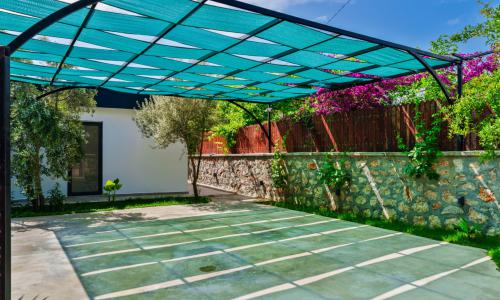 Villa Elena 1 — 23