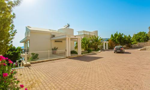 Villa Yirmi — 18