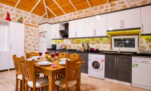 Villa Atilla — 17