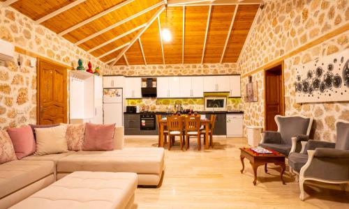 Villa Atilla — 33