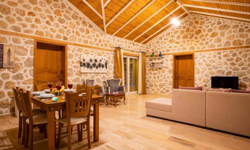 Villa Atilla — 30