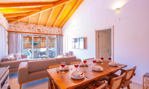 Villa Carya Famm 1 — 31
