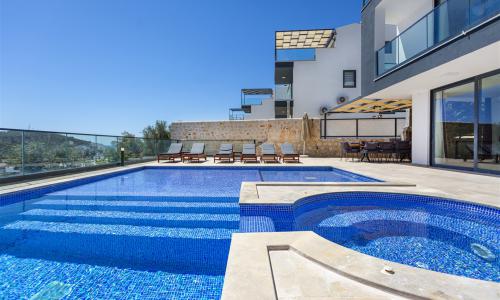 Villa Tigra — 25