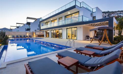 Villa Tigra — 1
