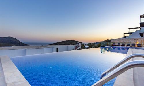 Villa Tigra — 15