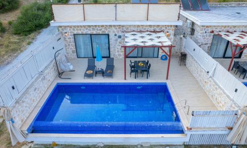 Villa Stone House 1 — 2