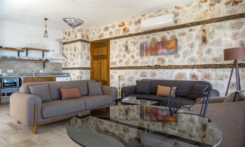 Villa Patika 5 — 12