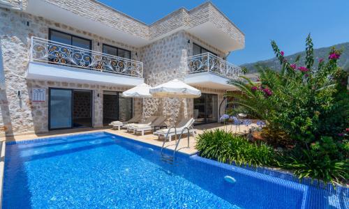 Villa Narin 9 — 12