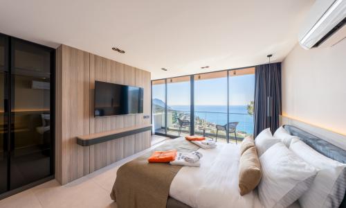 Villa Safran Flower — 31