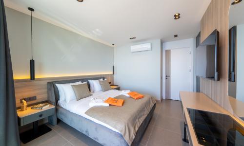 Villa Safran Flower — 44