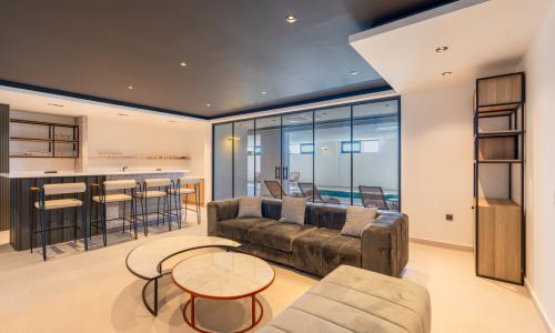 Villa Safran Flower — 55