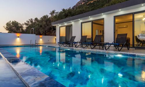 Villa Karbelen — 1