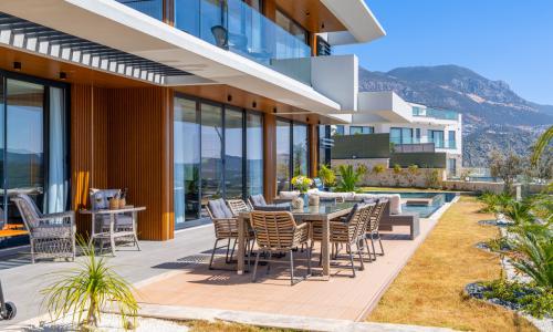 Villa Safran Flower — 17