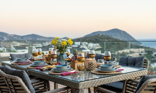 Villa Safran Flower — 72