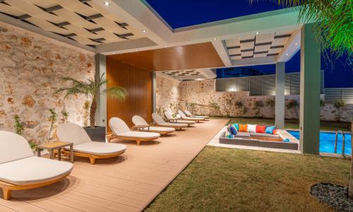 Villa Safran Flower — 3