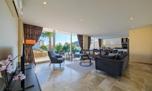 Villa Lumiere 1 — 43