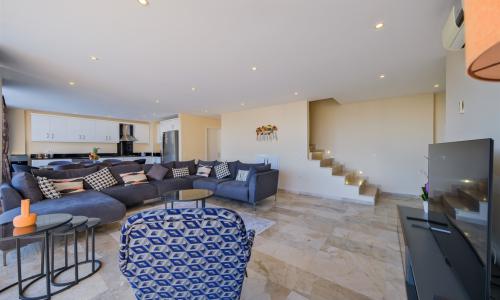 Villa Lumiere 1 — 45