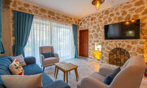 Villa Stone House 1 — 80