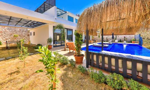 Villa Glorious — 3