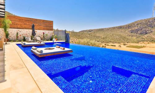 Villa Glorious — 7