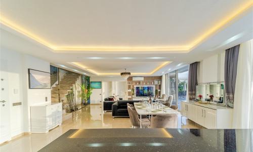 Villa July — 41