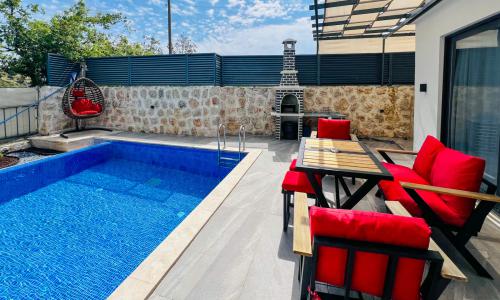 Villa Lantana — 18