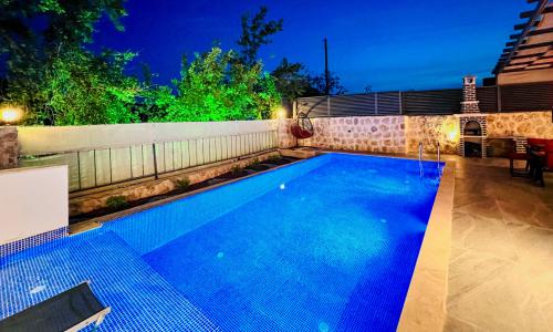 Villa Lantana — 4