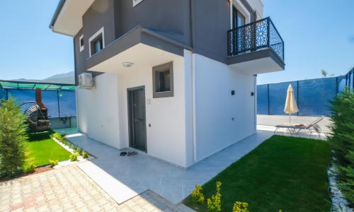 Villa Meğri — 1